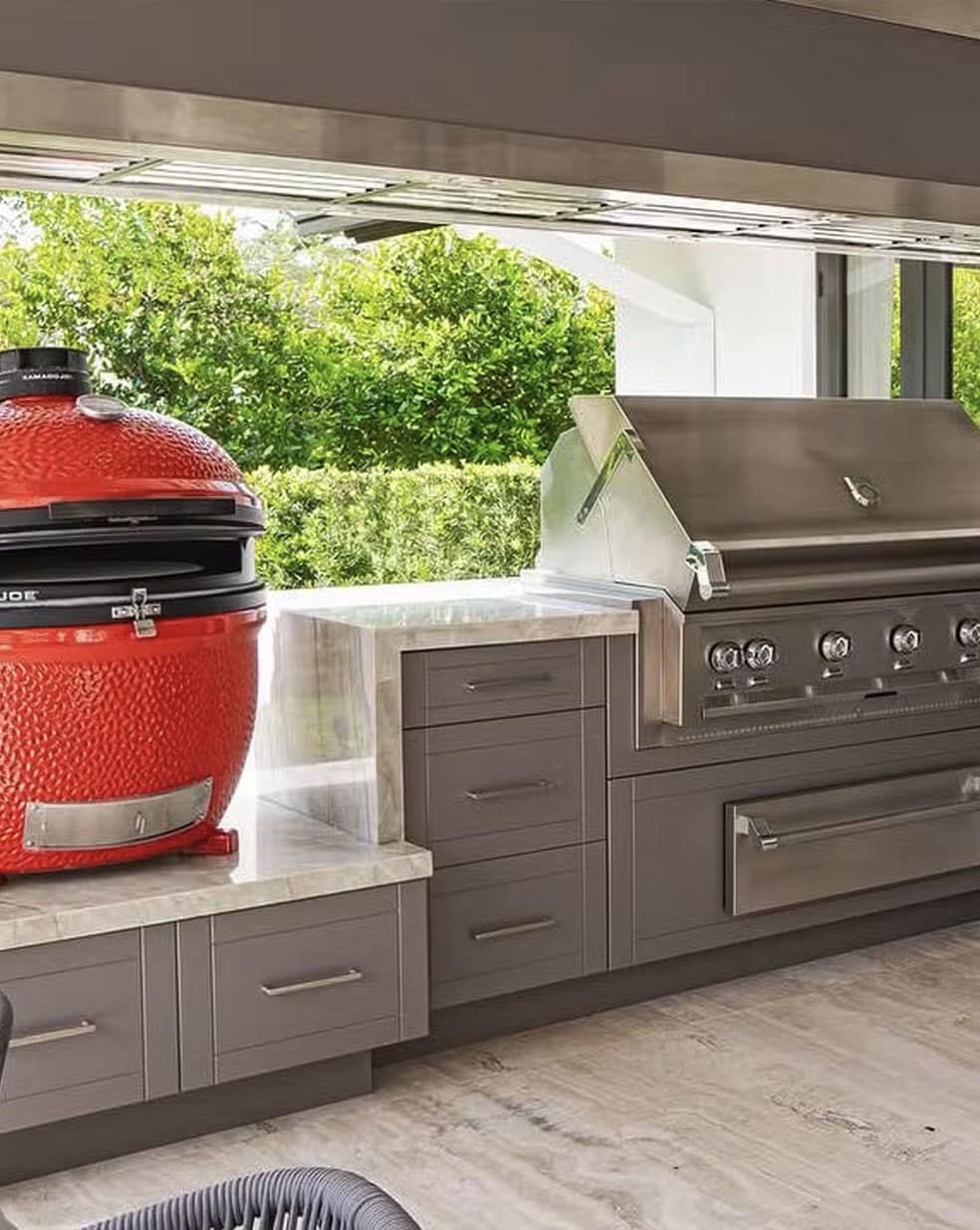 Image of outdoor kitchen appliances